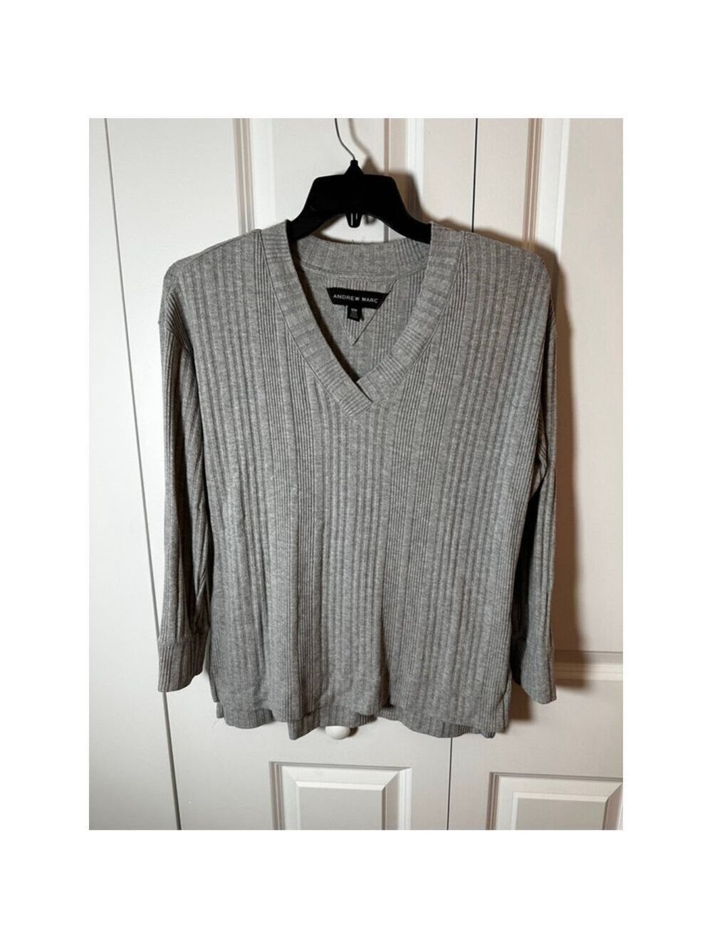 Andrew Marc Gray Ribbed V-Neck Sweater S